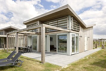 Luxe en duurzaam 6 persoons vakantiehuis in Zeeland.