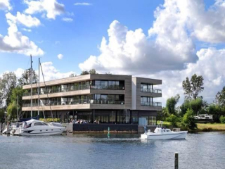 Beautiful 4 person apartment on the Veerse Meer