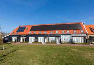 Luxury 8 person holiday home near Oostkapelle and the beach