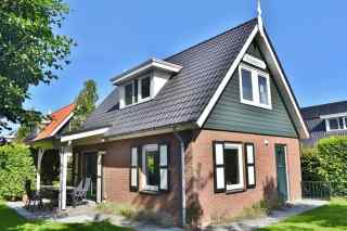 Beautiful 6 person holiday home in Zonnemaire - Zeeland