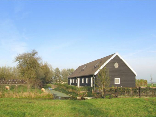 Luxury holiday home for 8 persons on the property of a farm near Rotte...