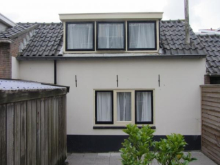 Cosy holiday home for 2 persons in Katwijk-by-the-Sea only 100m from t...