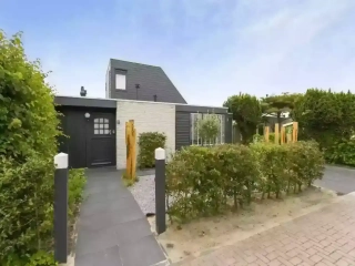 Luxuriöses Ferienhaus für 6 Personen in Ouddorp in Strandnähe.