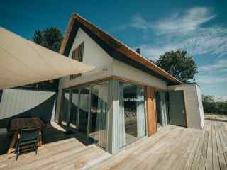 Luxury 8 person holiday home in Ouddorp near the beach.