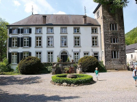 Authentic 8 persons apartment located in a former castle.
