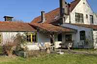 Beautifully located 2-person farm apartment in North Brabant.