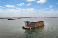 Unieke, romantische 2 persoons houseboat in de haven van Harderwijk