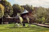 Unique 6-person Glamping accommodation, with hot tub, near Zeewolde in...