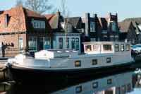 Schönes 2-Personen-Hausboot im Zentrum von Heerenveen