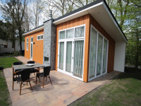 Luxery 4 persons chalet in Steenwijk.