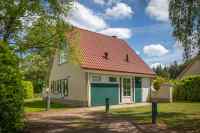 Cosy 6-person holiday bungalow on a holiday park in Hellendoorn.