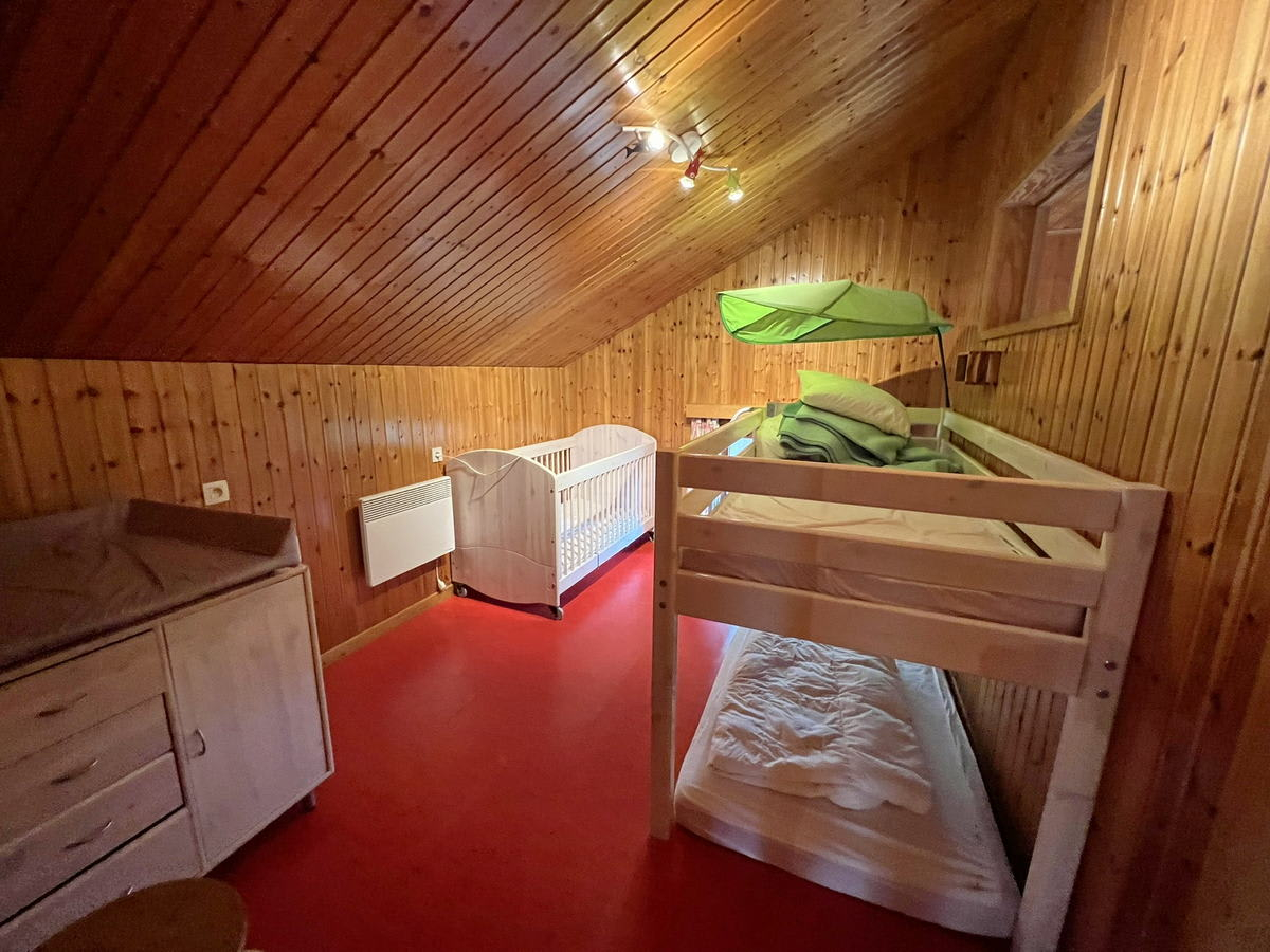 vakantiehuis-voor-8-personen-in-somme-leuze-met-speelkamer-speeltuin-en-kinderboerderij