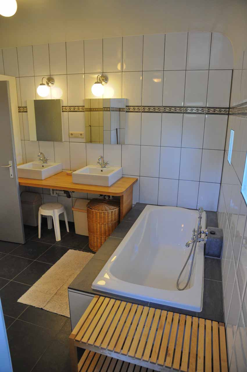 luxe-8-persoons-vakantiehuis-nabij-durbuy-xbox-en-sauna