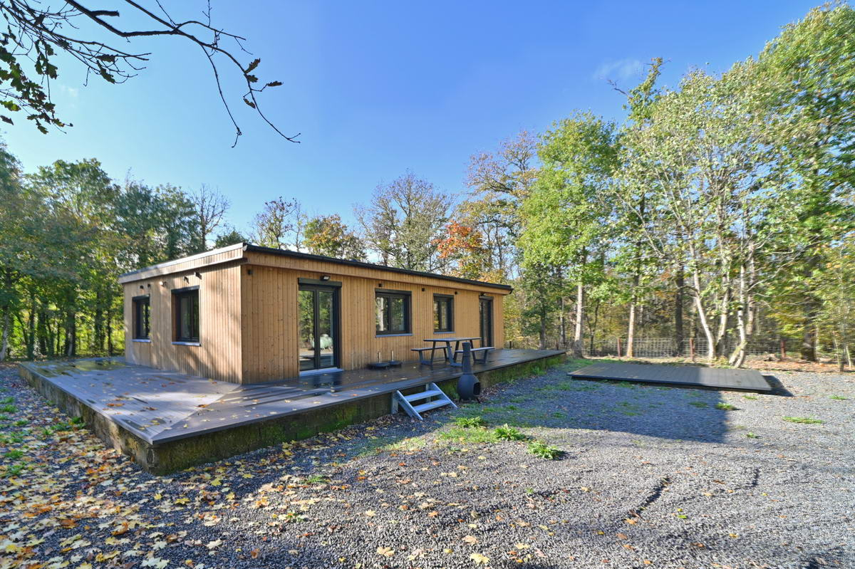 modern-chalet-voor-6-personen-met-hottub-aan-de-rand-van-het-bos-in-noiseux