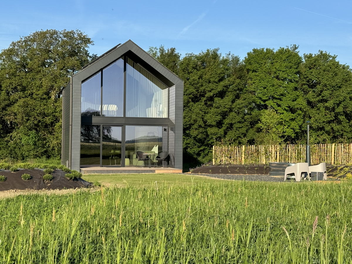 Luxe lodge voor 2 personen met ligbad en hottub in Durb