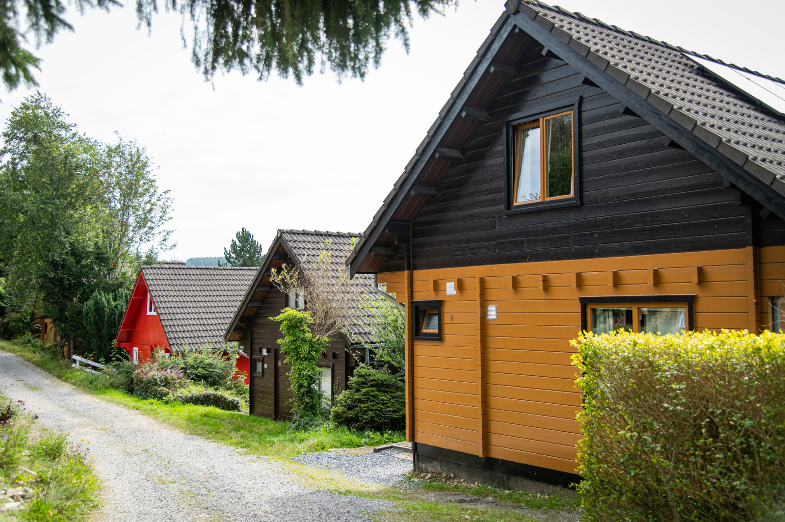 mooi-5-persoons-fins-chalet-op-panoramacamping-in-het-hart-van-de-ardennen