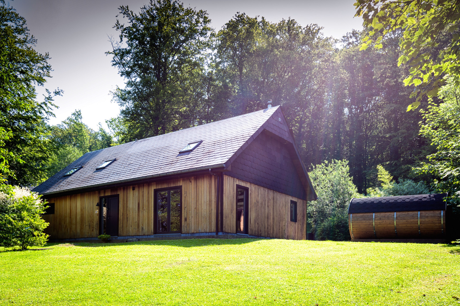 Luxe villa voor 12 personen met een sauna en bubbelbad in de tuin in Soy, Hotton - Belgie - Europa - Soy