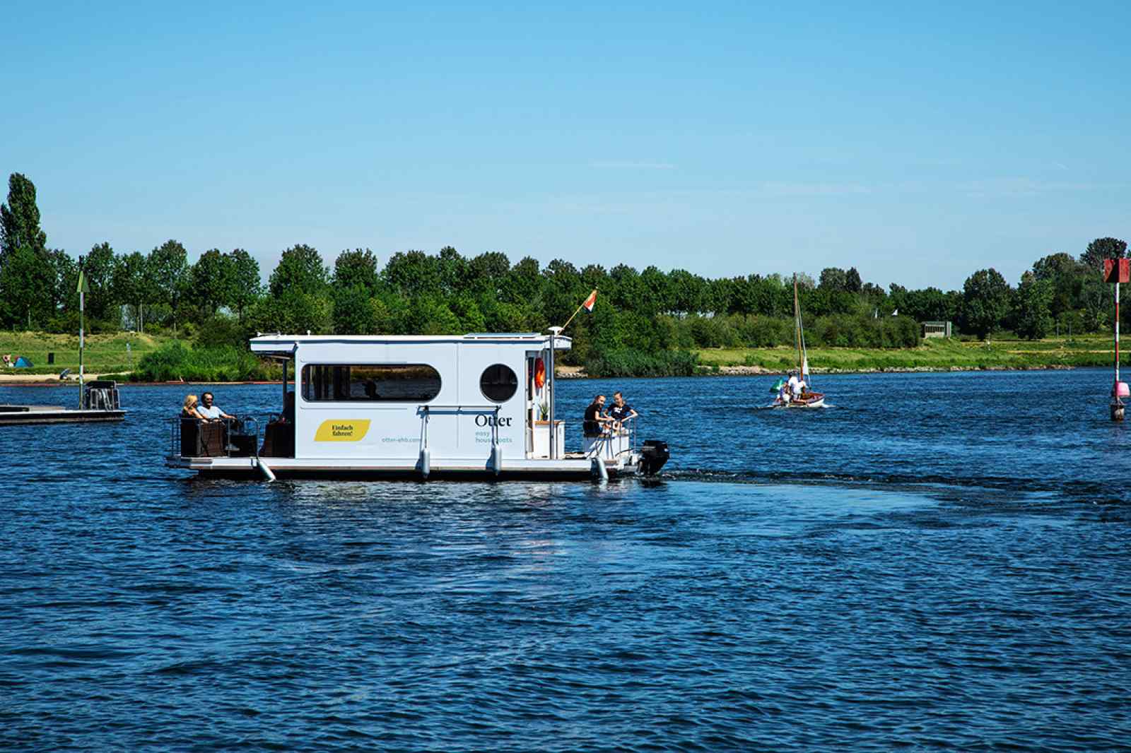 Geweldige 4 persoons Houseboat in een Belgische jachtha