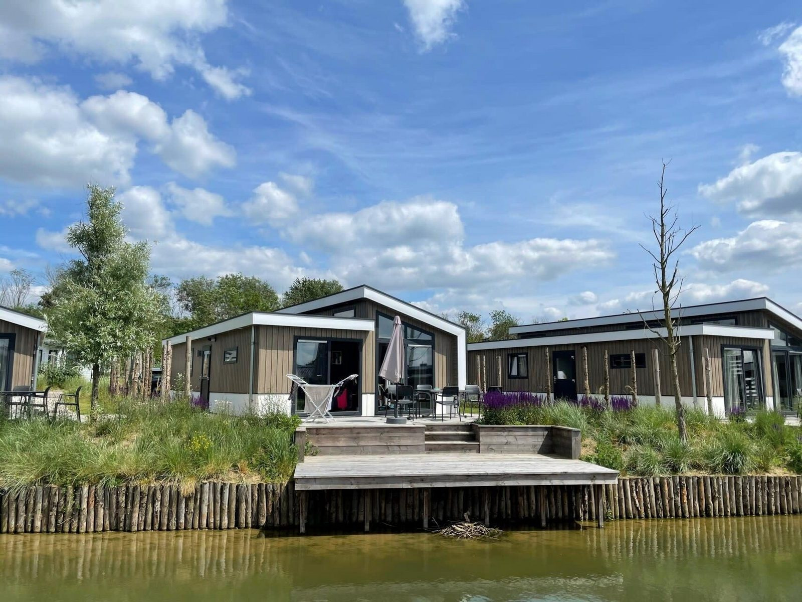 mooi-6-persoons-chalet-aan-de-kraaijenbergse-plassen