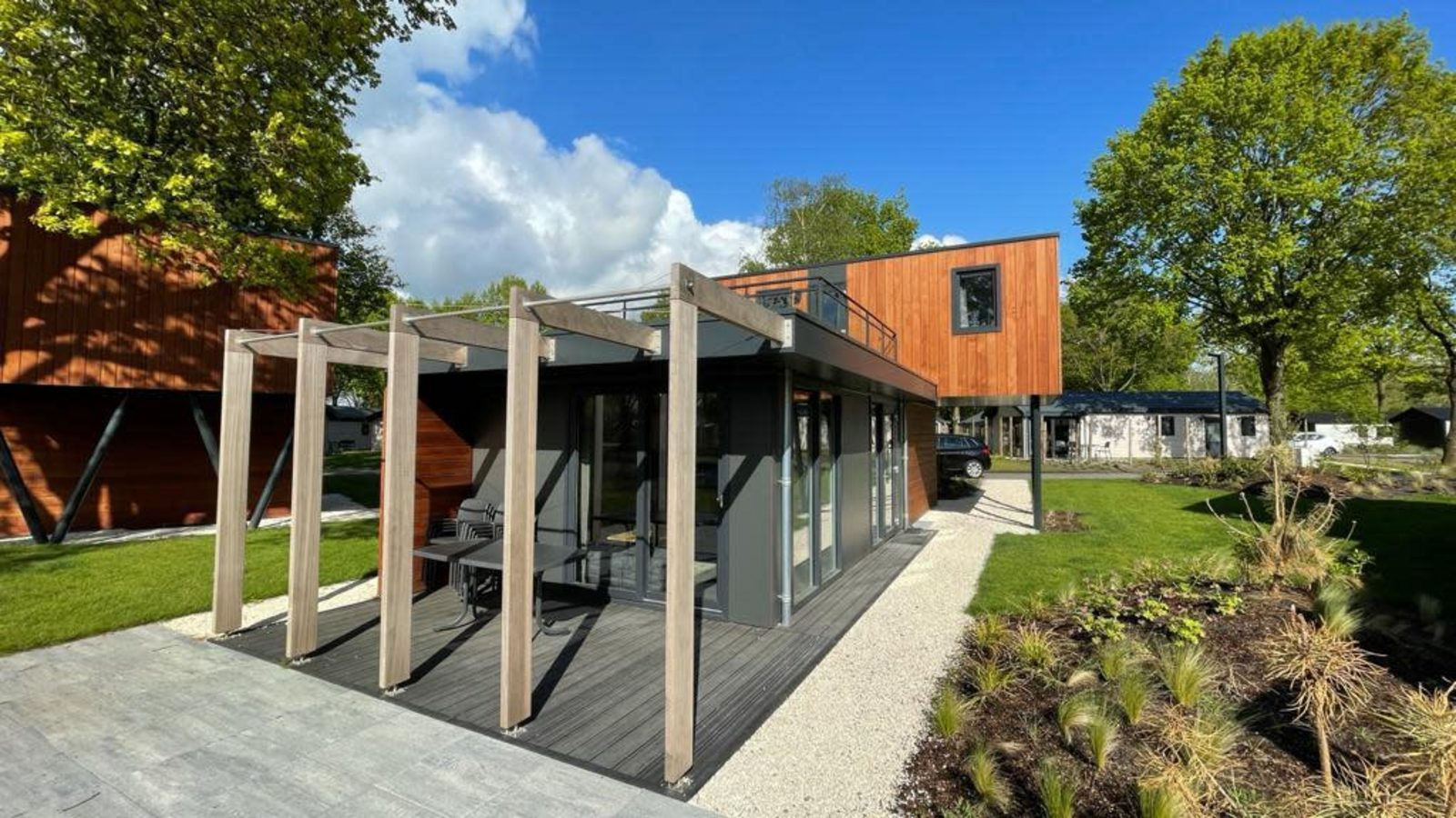 Modern chalet voor 6 personen op kindvriendelijk vakant