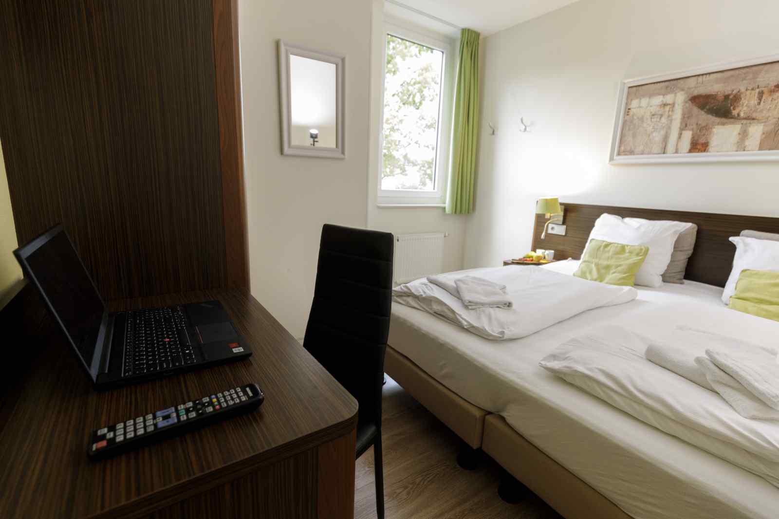 luxe-4-persoons-appartement-met-prive-sauna-op-resort-eifeler-tor