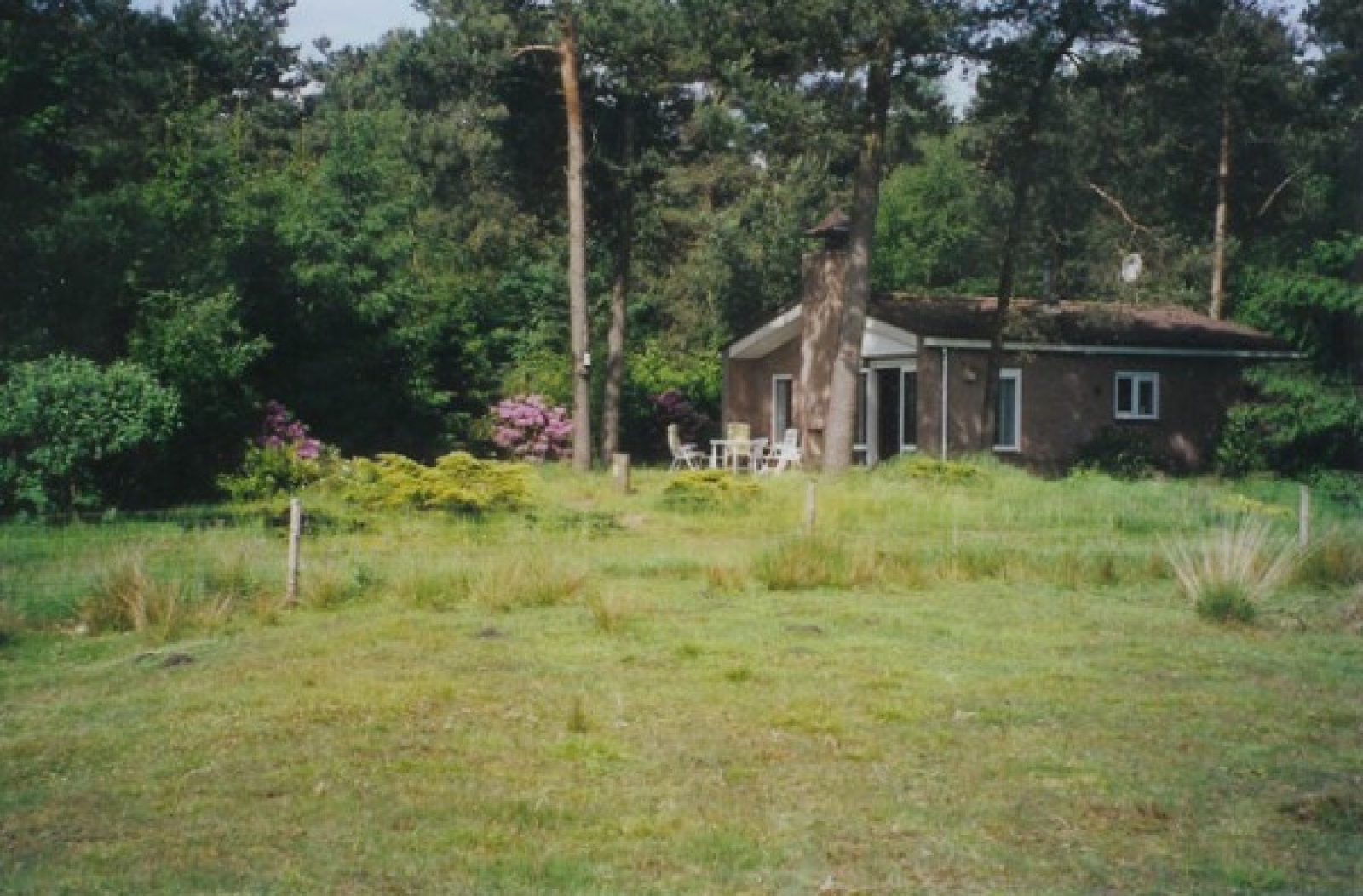 sfeervolle-6-persoons-bungalow-met-open-haard-in-prachtig-natuurgebied