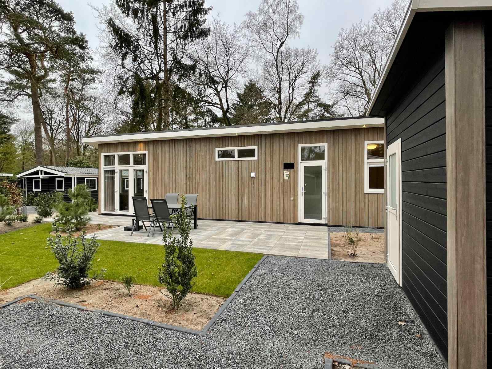 4-persoons-chalet-op-vakantiepark-de-rimboe-in-hoenderloo-op-de-veluwe