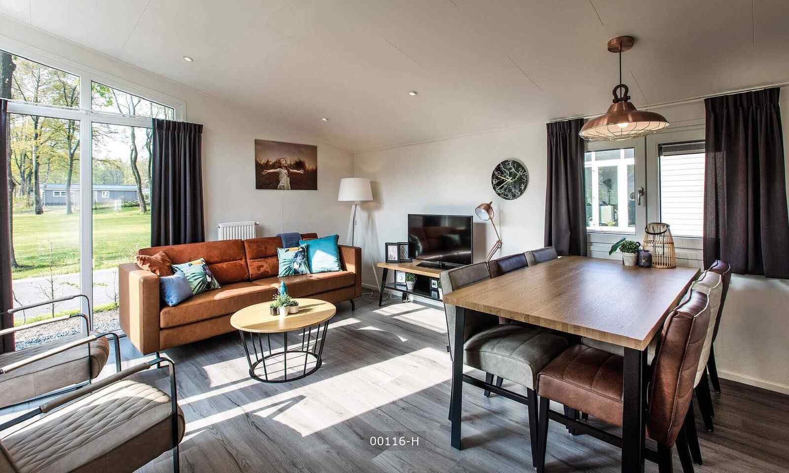 luxe-6-persoons-chalet-met-bubbelbad-op-recreatiepark-beekbergen-op-de-veluwe