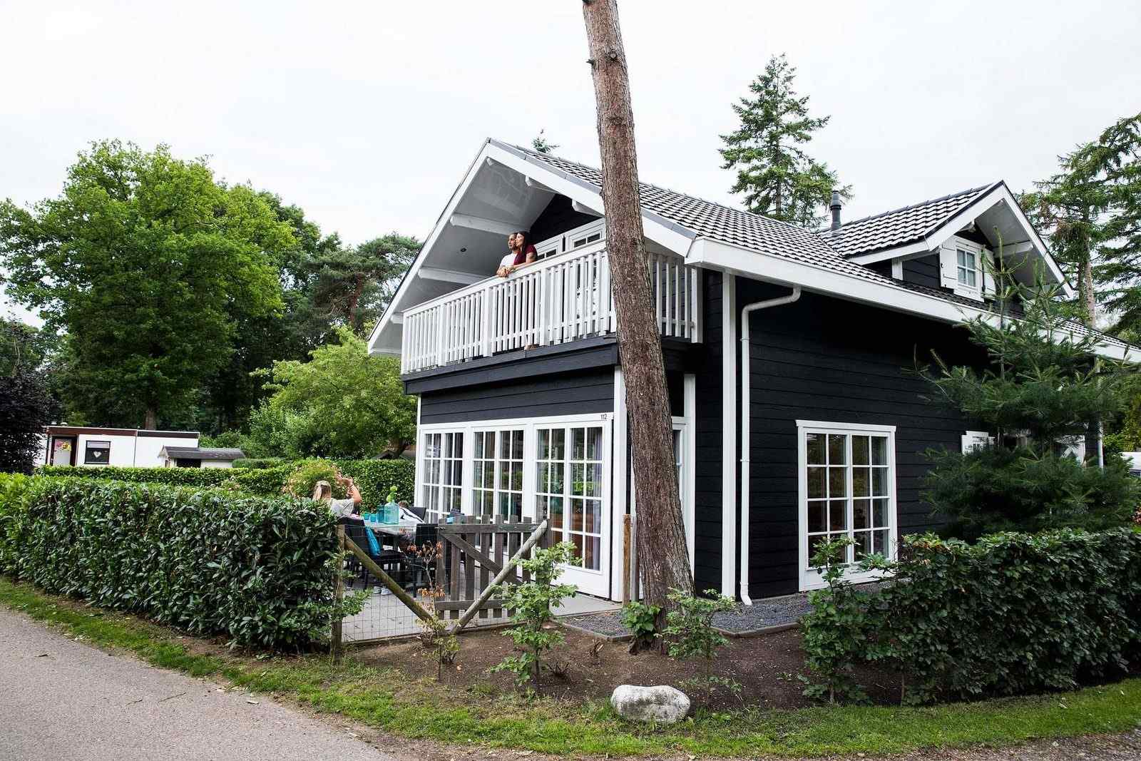 luxe-10-persoons-vakantiewoning-op-de-veluwe