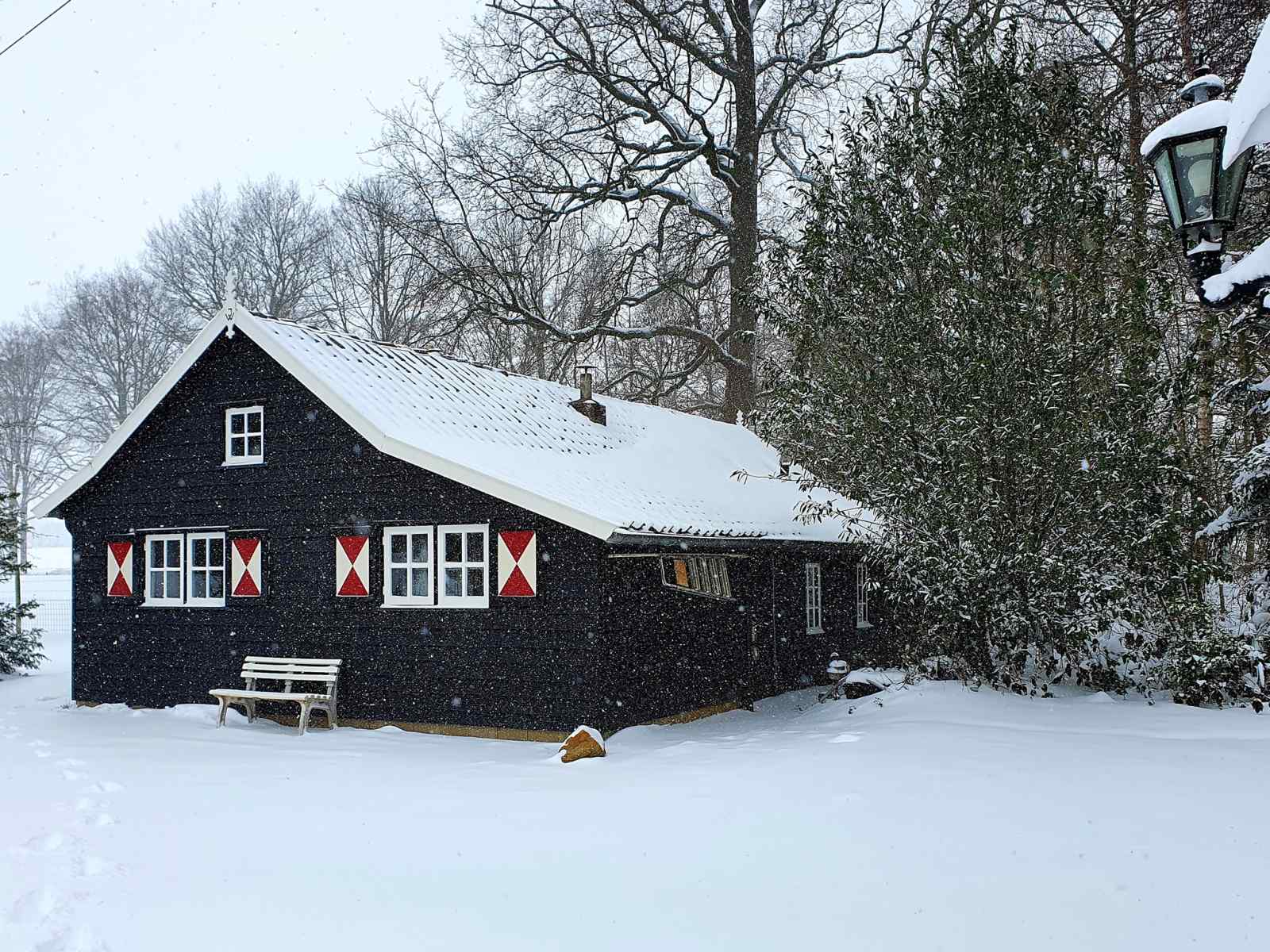 sfeervol-4-persoons-vakantiehuis-gelijkvloers-met-ligbad-en-grote-tuin-in-aalten