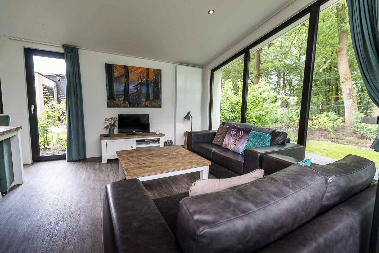 comfortabele-6-persoonsvakantiewoning-met-gratis-wifi-op-de-veluwe