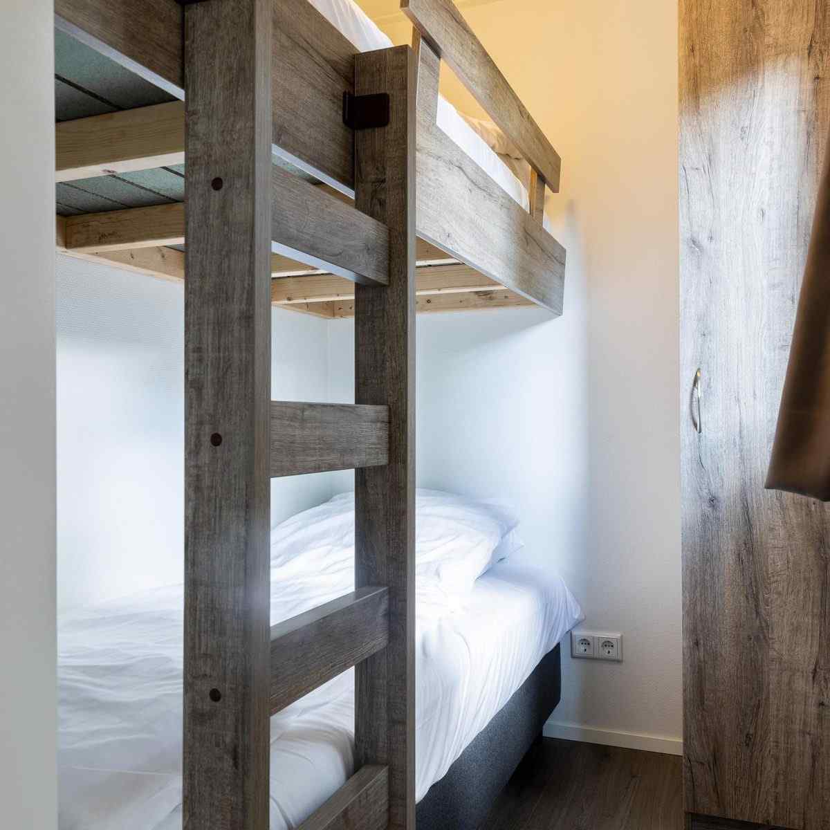 comfortabele-6-persoons-vakantiewoning-met-hottub-op-de-veluwe