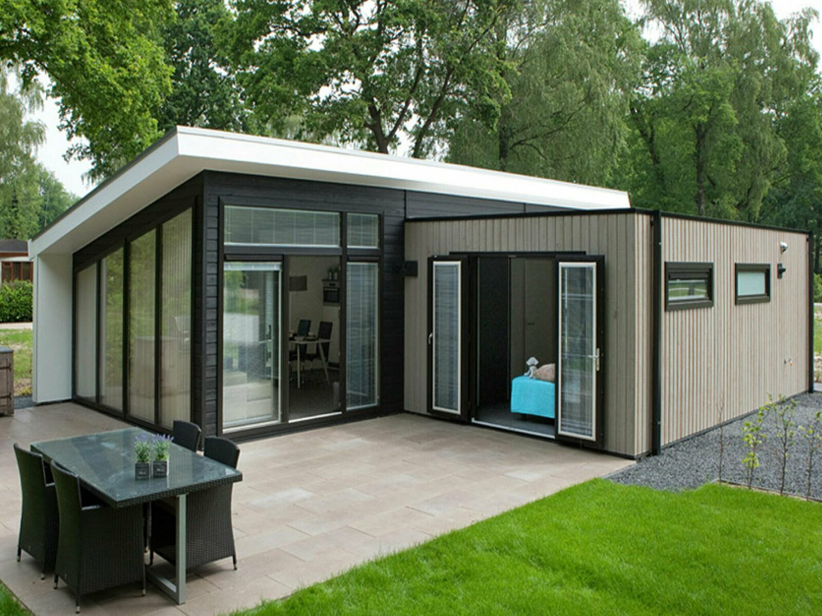 ruime-4-persoons-vakantiewoning-met-hottub-tussen-de-bossen-op-de-veluwe