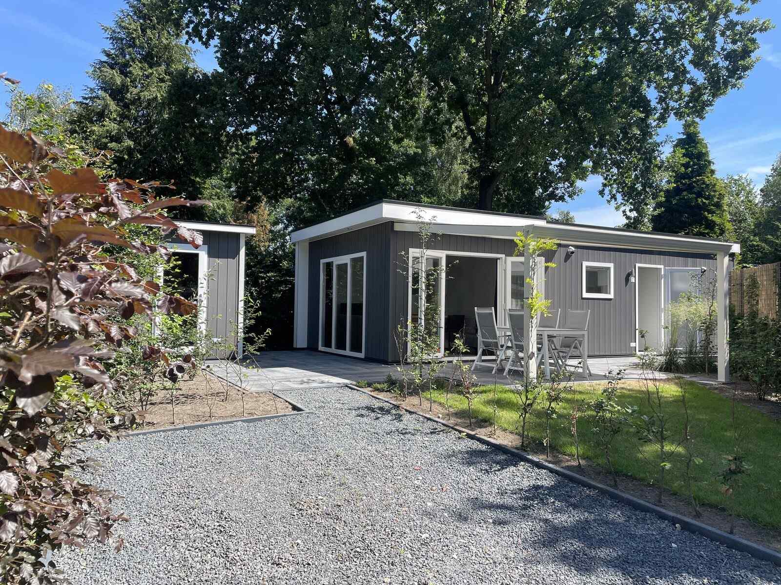stijlvolle-4-persoons-vakantiewoning-met-sauna-op-een-vakantiepark-in-de-veluwe