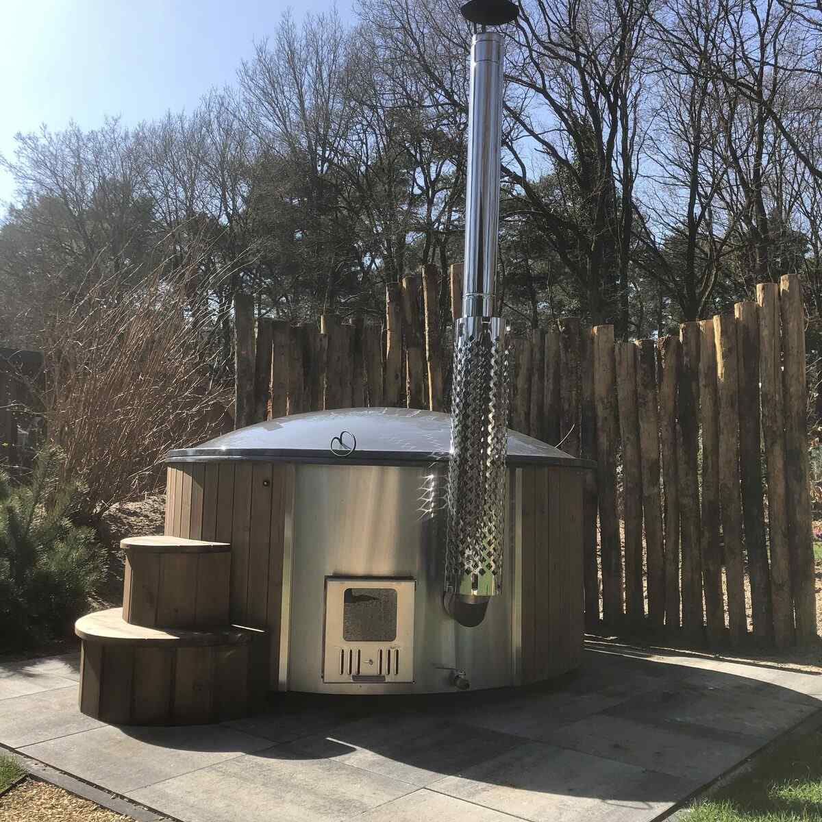 stijlvolle-4-persoons-vakantiewoning-met-hottub-op-een-vakantiepark-in-de-veluwe