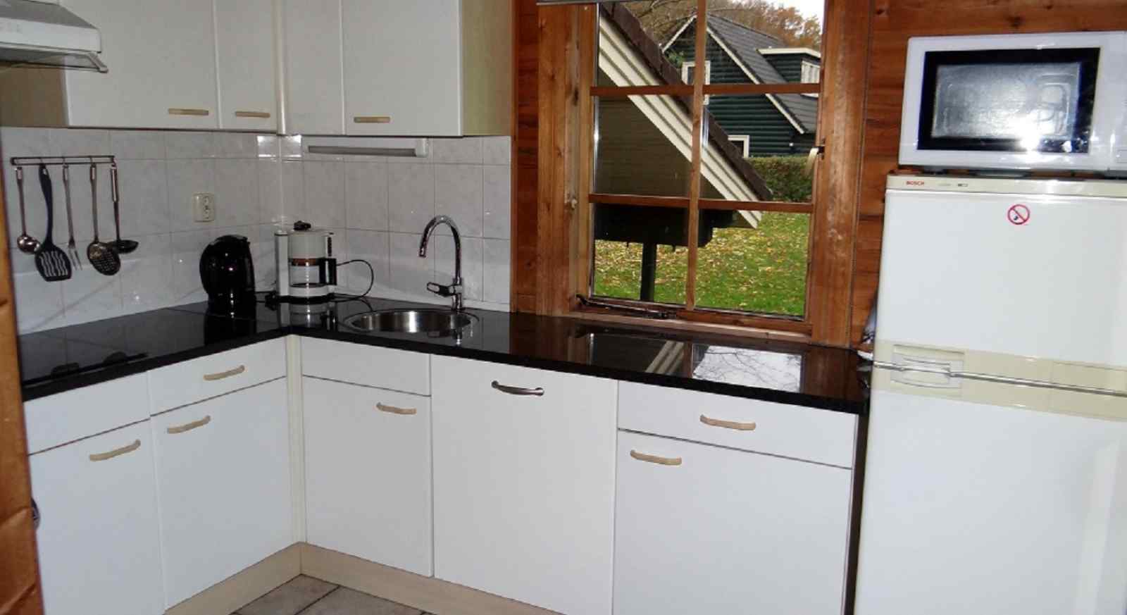 knus-finse-bungalow-voor-4-personen-in-drenthe