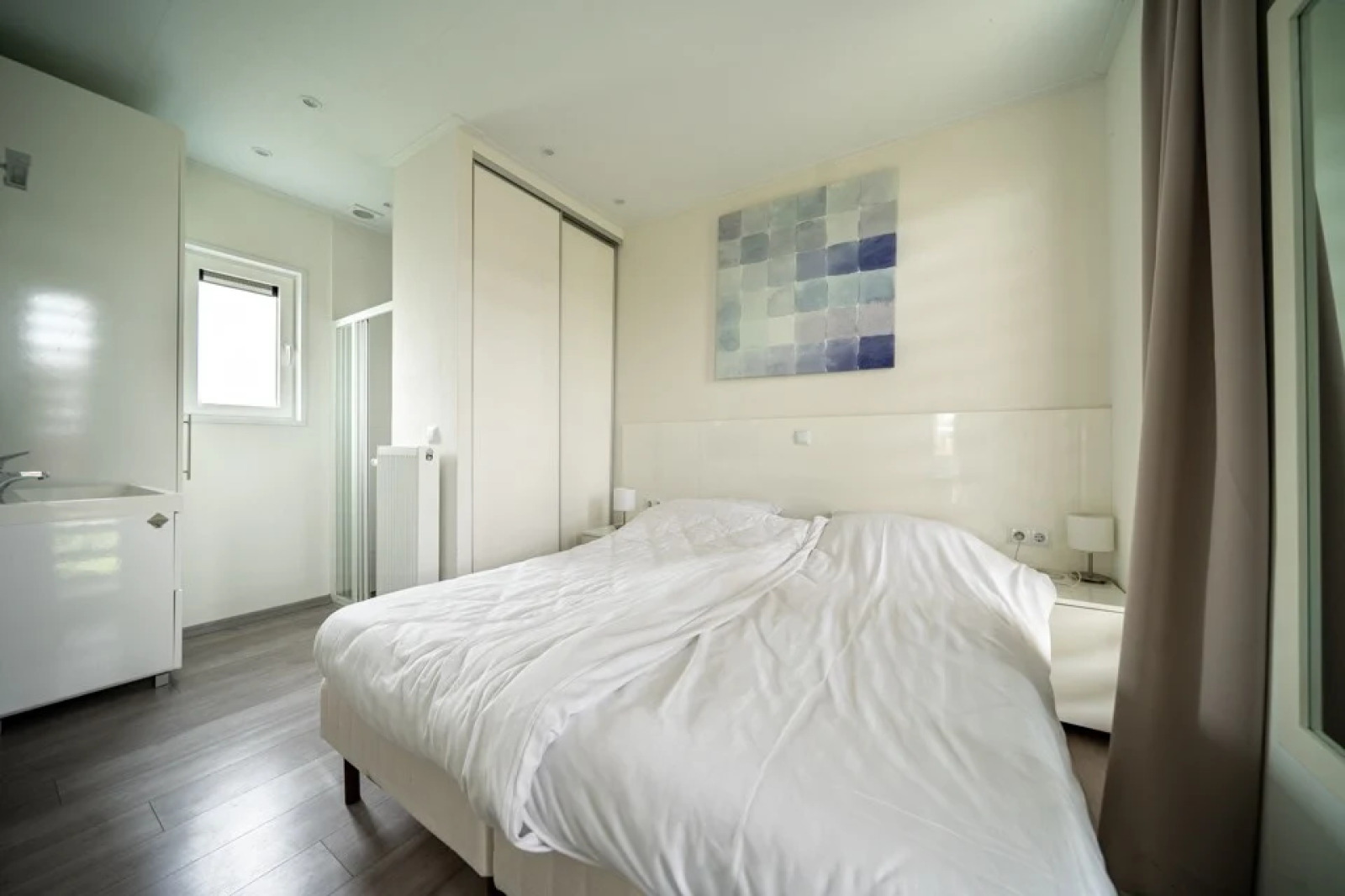 leuk-vakantiehuis-voor-6-personen-op-een-vakantiepark-aan-het-water