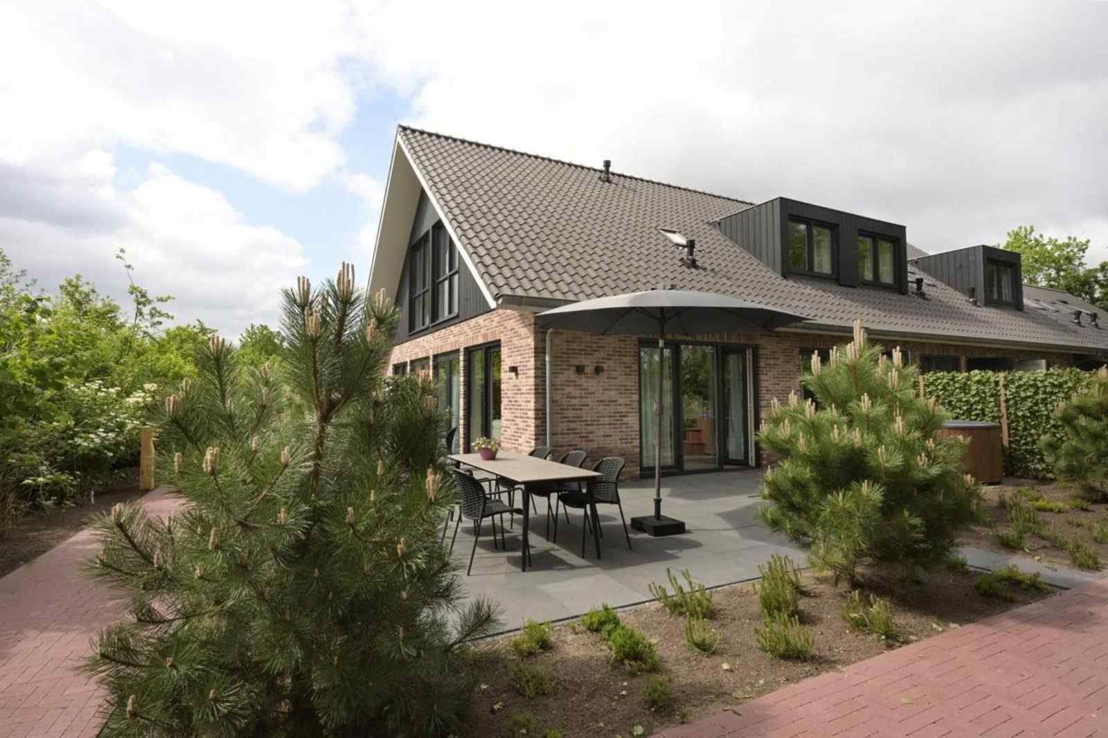 luxe-6-persoons-vakantiewoning-met-hottub-op-landgoed-oud-beekdal-op-de-veluwe