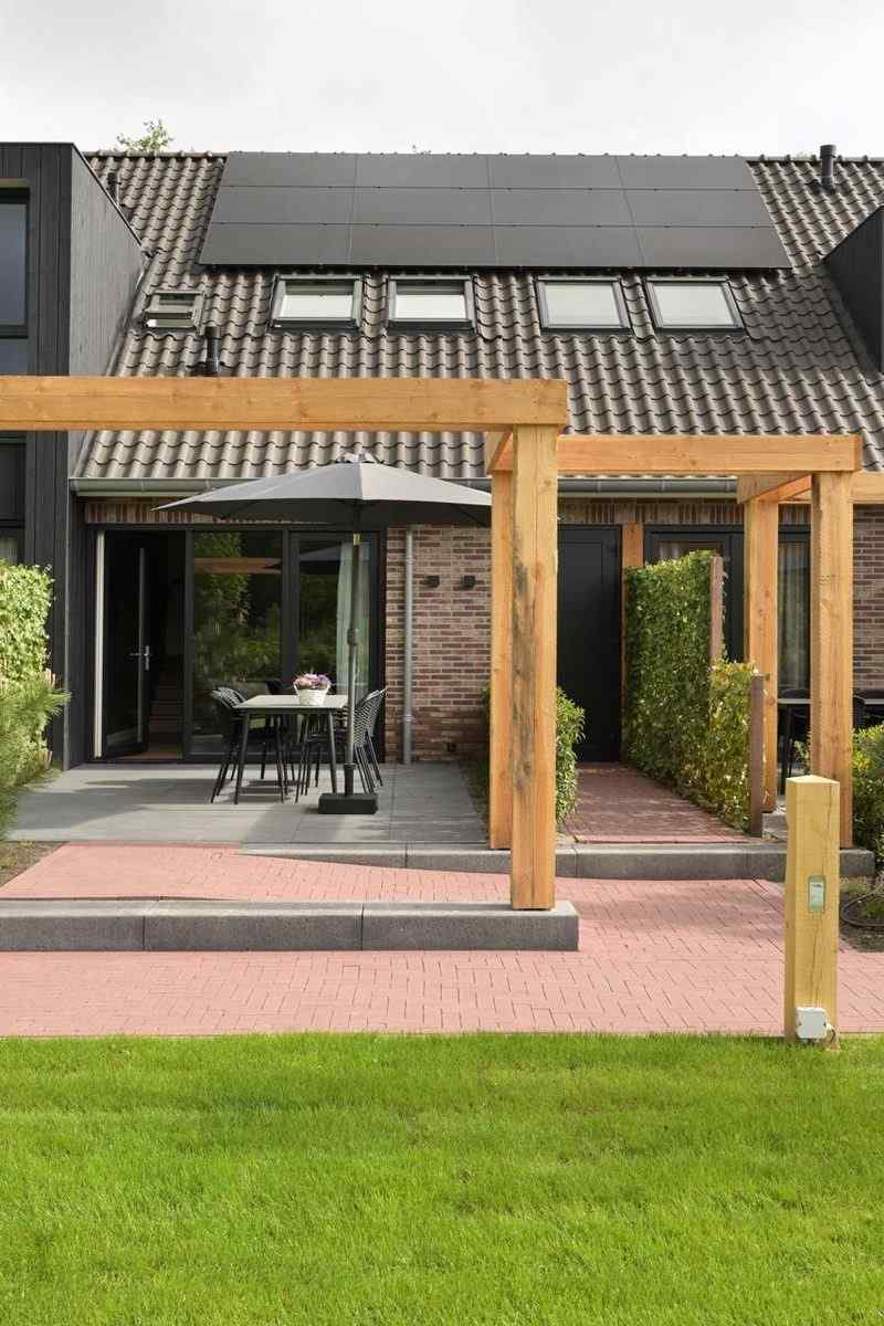 luxe-6-persoons-welness-vakantiewoning-met-hottub-en-sauna-op-de-veluwe