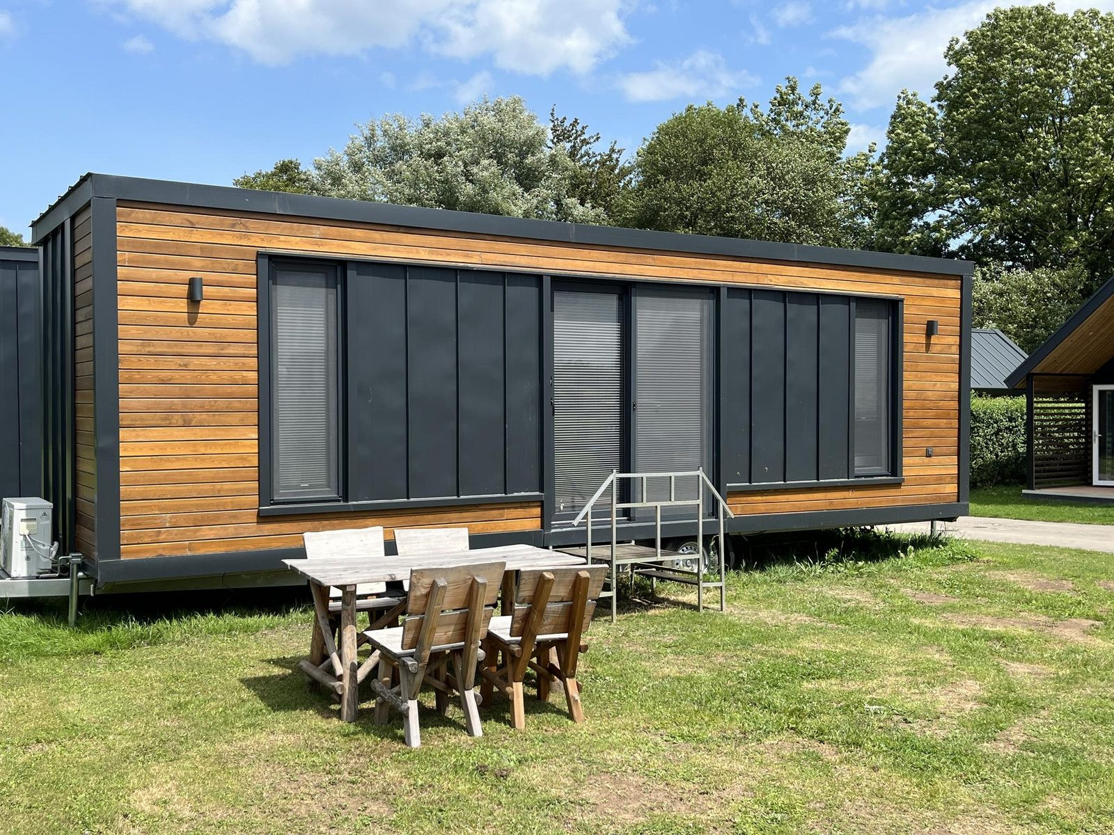 Knusse 2 persoons Tinyhouse op Recreatiepark de Rhederl