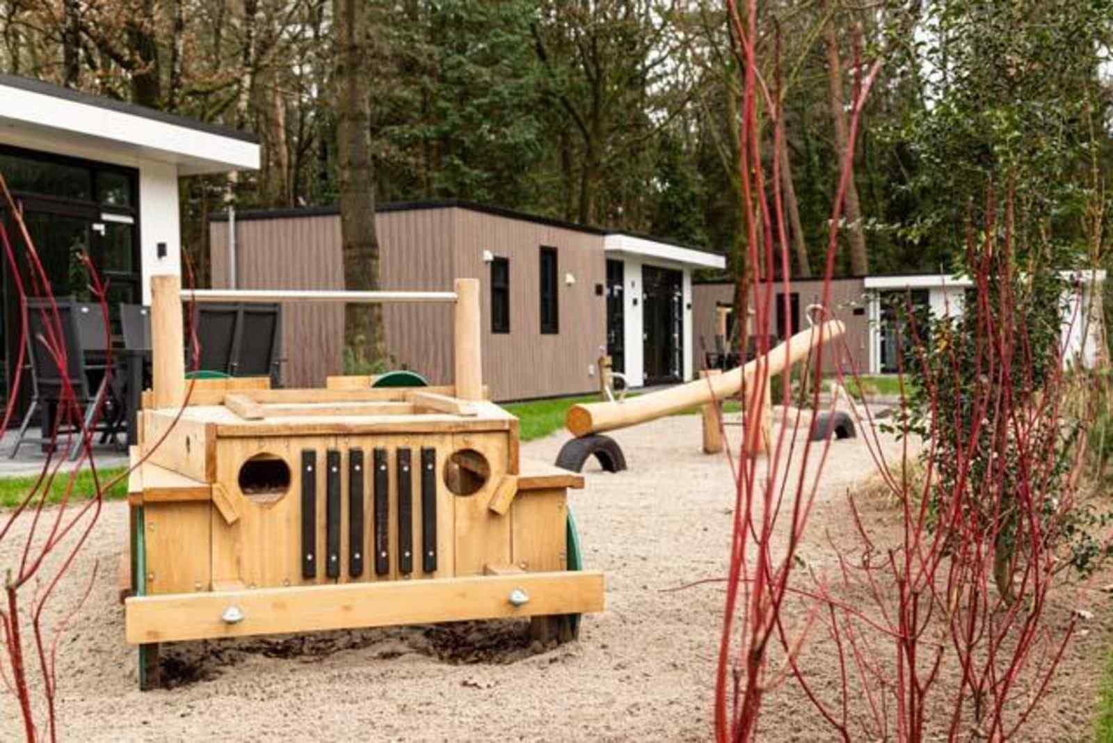 heerlijk-5-persoons-vakantiehuis-met-op-vakantiepark-t-gelloo