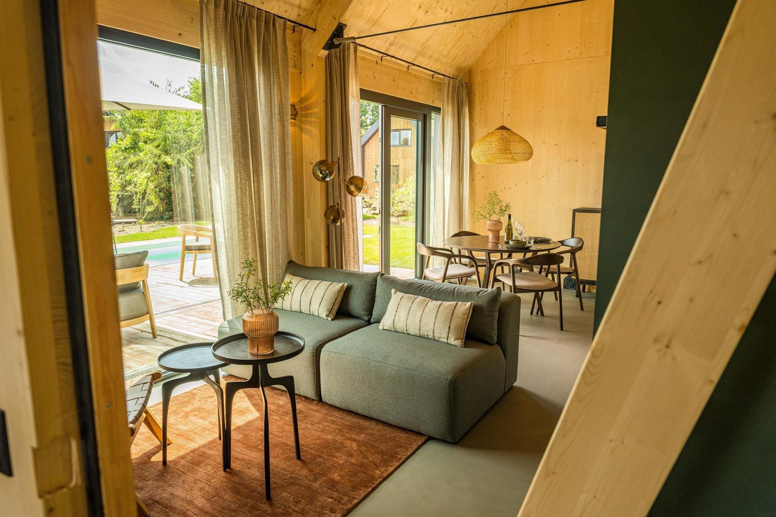 duurzaam-vakantiehuis-met-bubbelbad-voor-4-personen-midden-in-de-natuur-in-drenthe