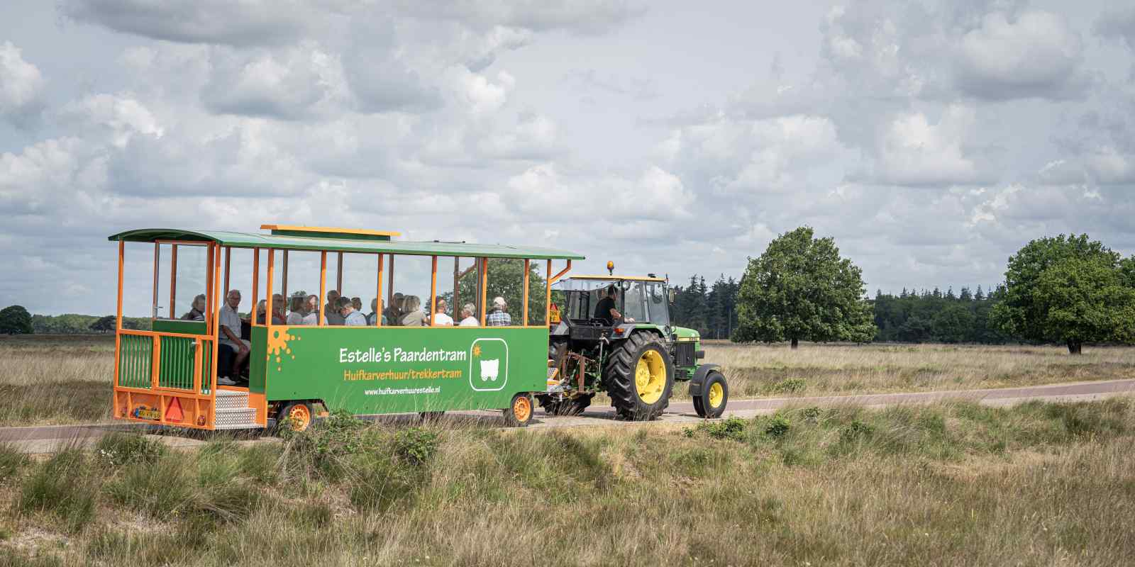 comfortabel-14-persoons-groepsaccommodatie-in-oude-willem-drenthe