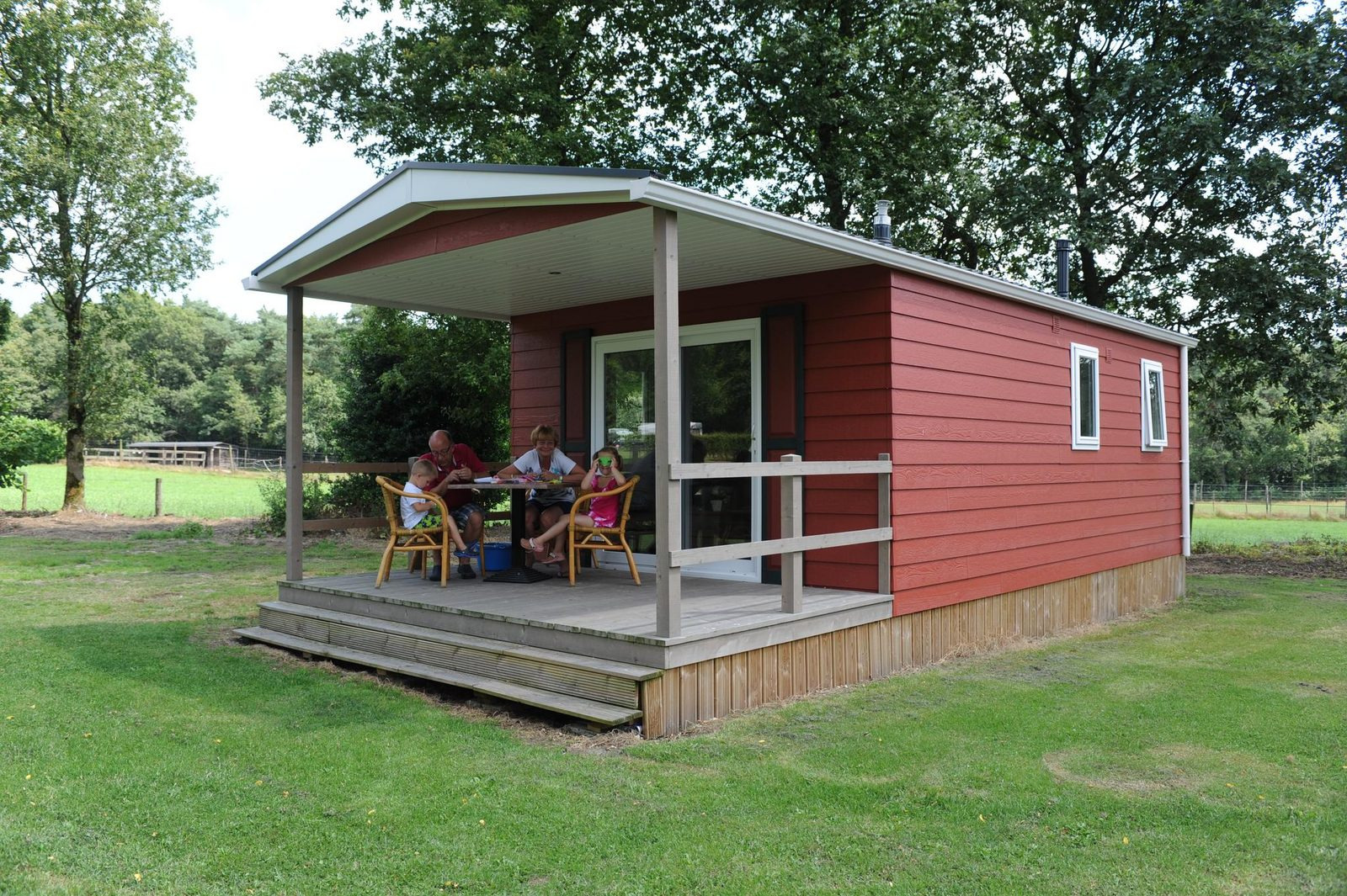 4 persoons chalet op vakantiepark 't Schinkel in Hoende