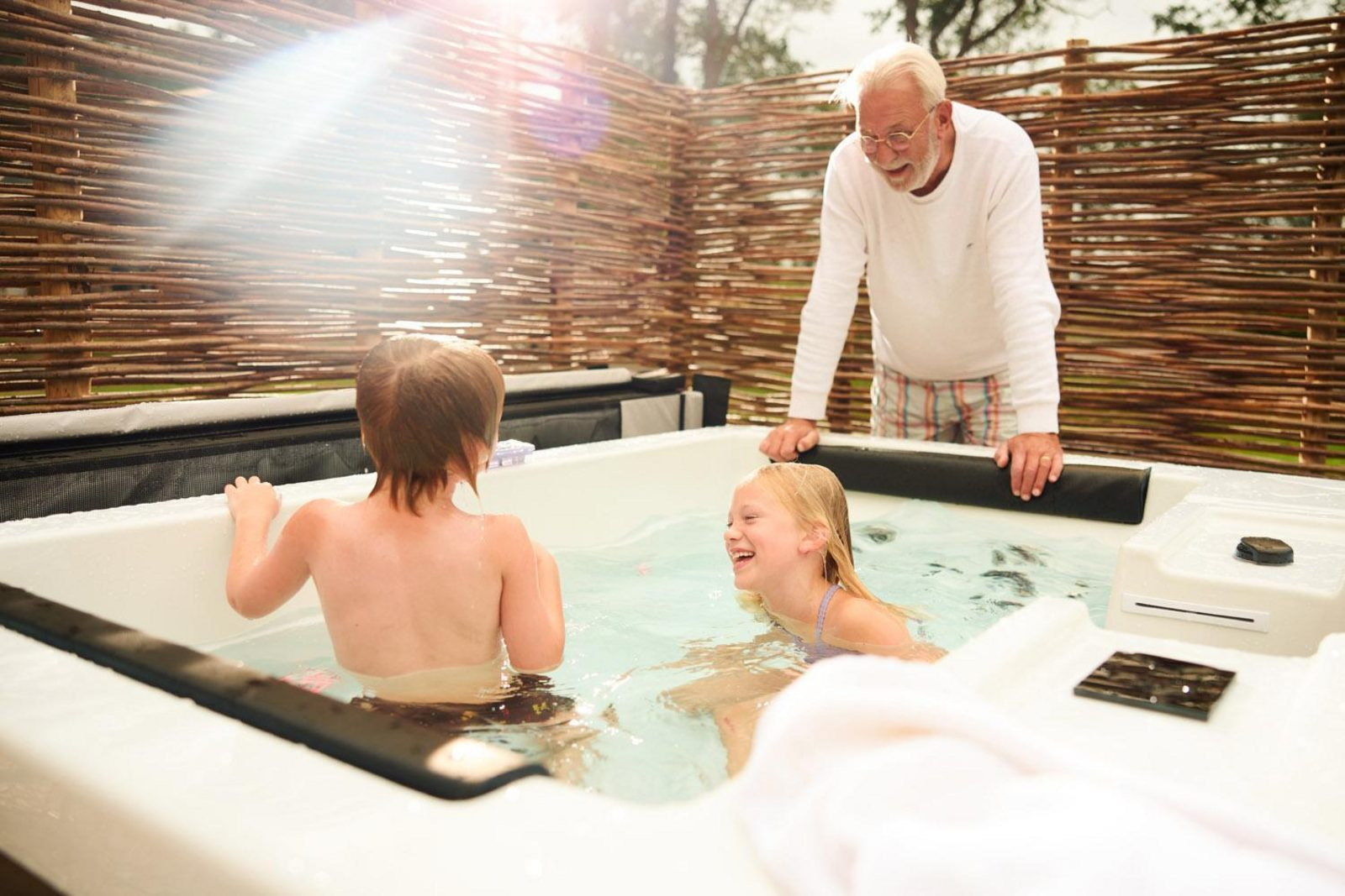 familie-vakantiehuis-voor-6-personen-met-bubbelbad-gelegen-midden-in-de-natuur