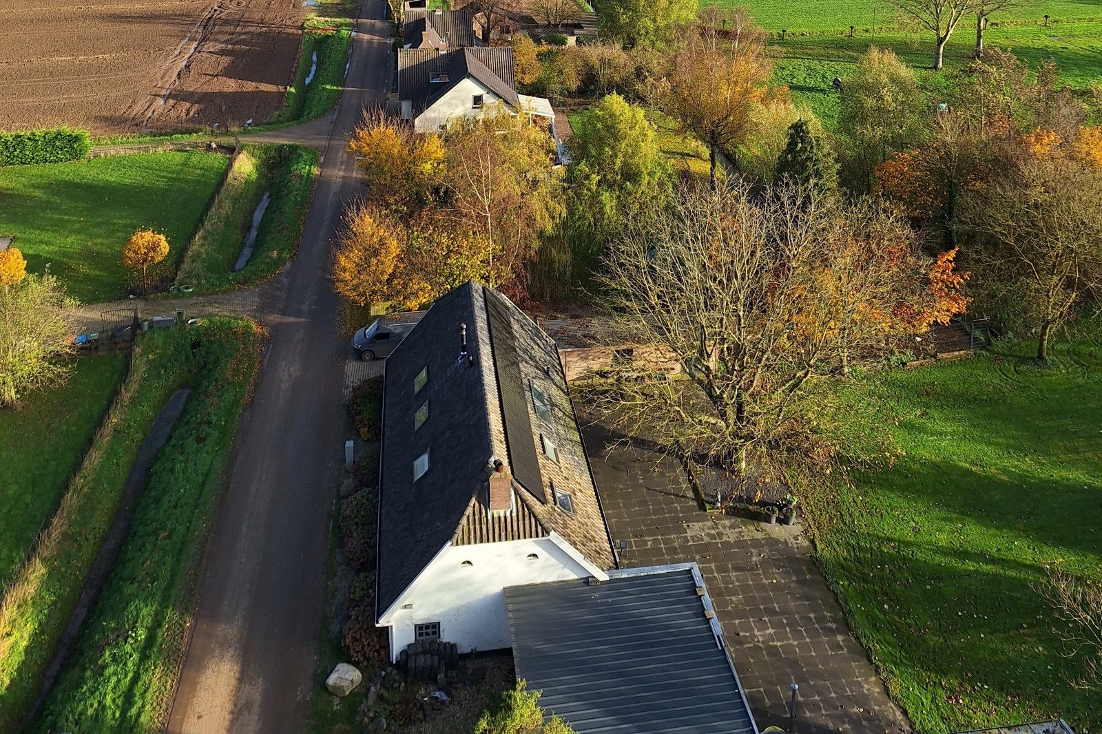 rustig-gelegen-4-persoons-vakantiehuis-in-maasbommel