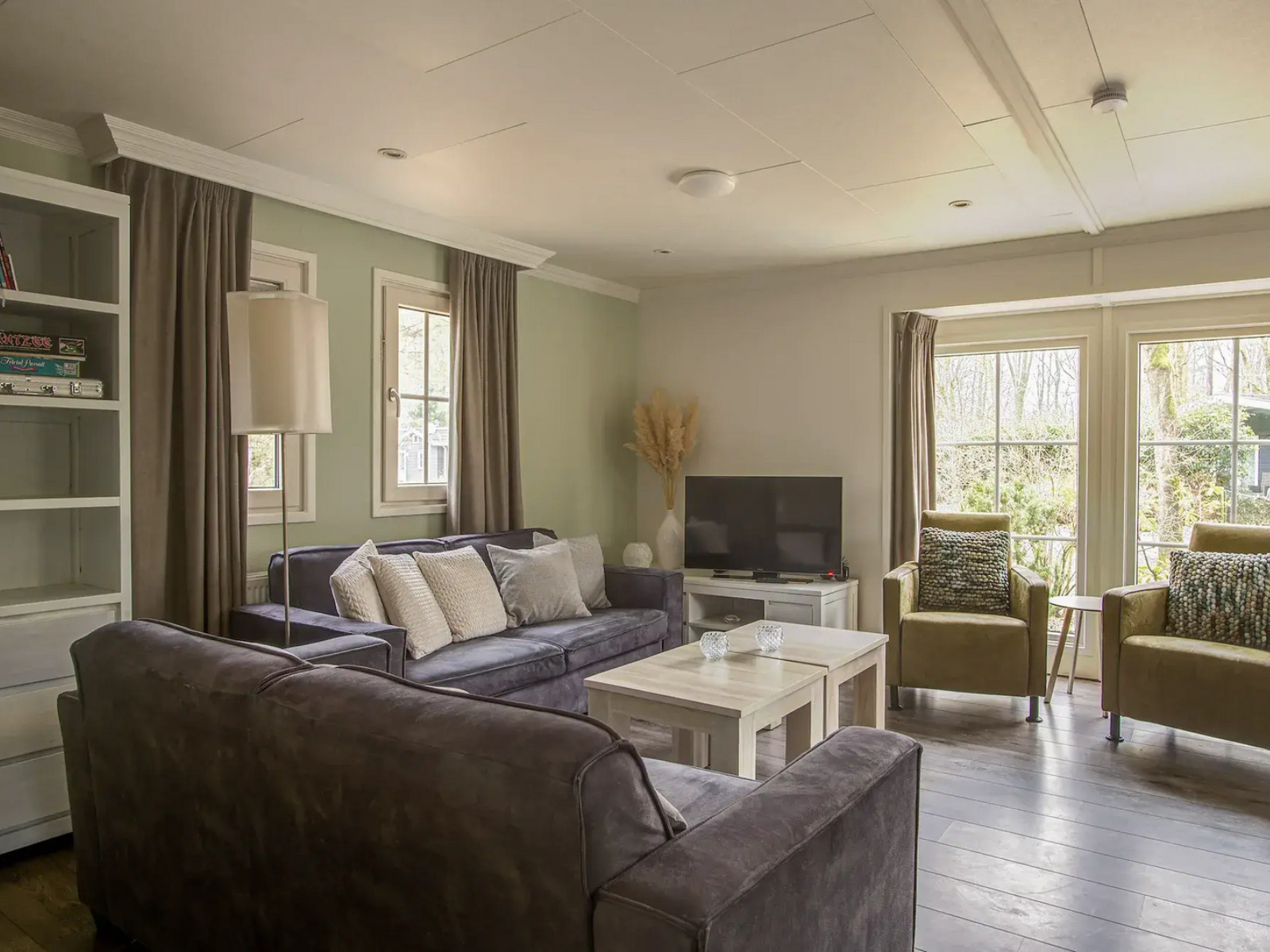 gelijkvloerse-6-persoons-chalet-op-een-vakantiepark-in-drenthe