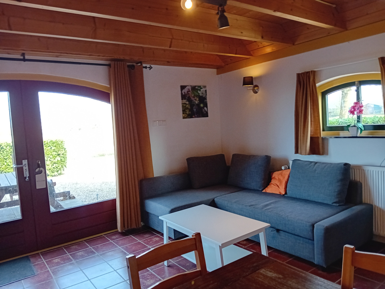 comfortabel-3-persoons-appartement-op-een-boerenerf-in-toldijk-gelegen-nabij-zuthpen