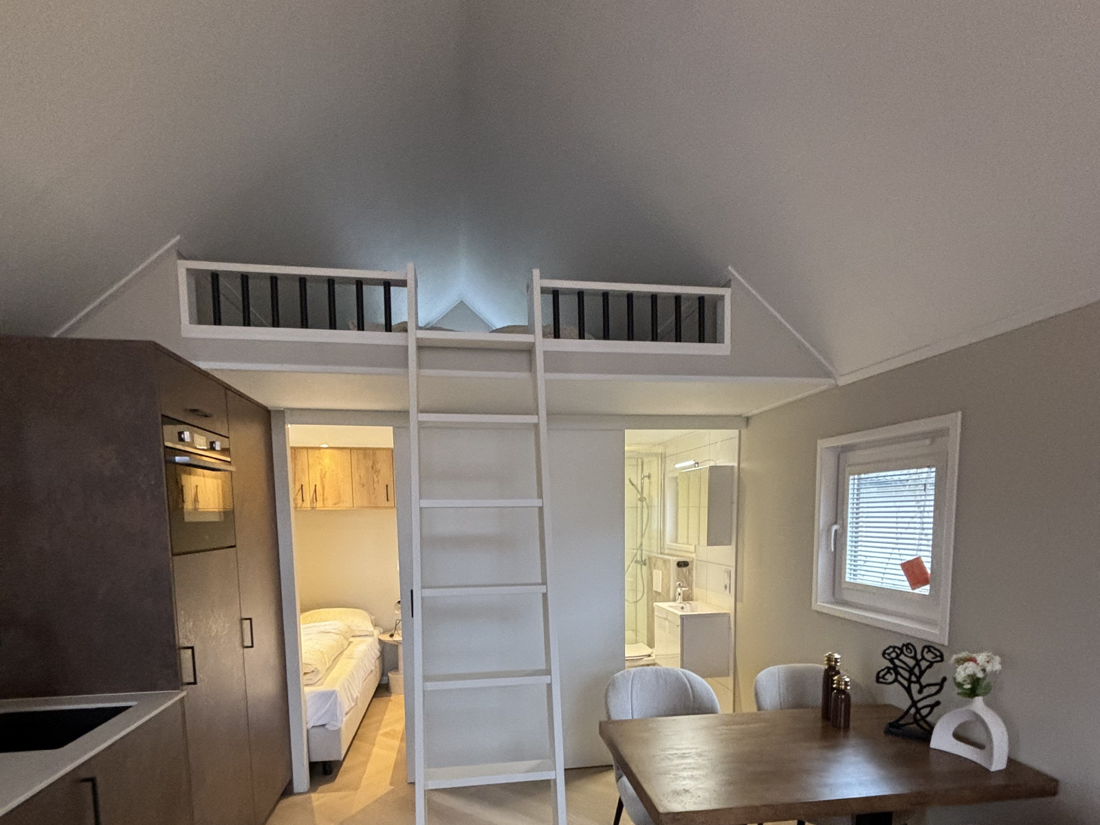 tiny-loft-voor-4-personen-op-vakantiepark-in-lieren-op-de-veluwe