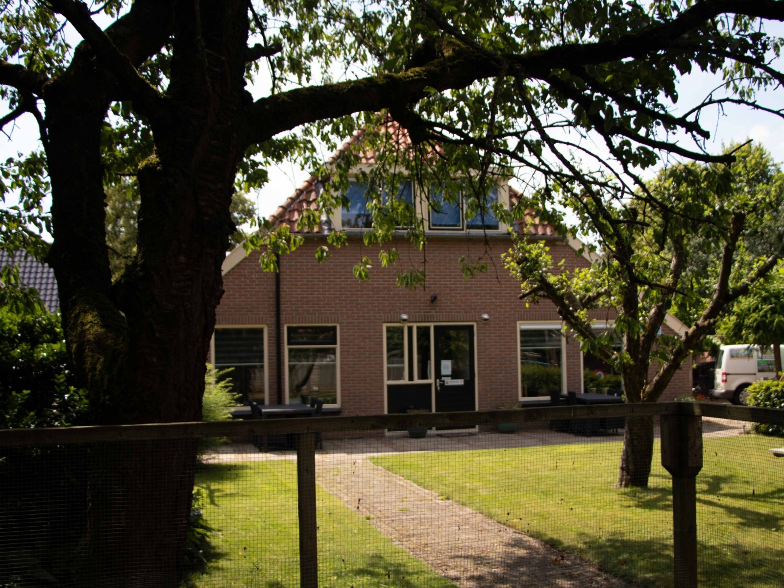 DG2207